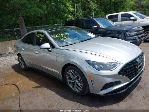 5NPEF4JA8MH125663 2021 HYUNDAI SONATA - Image 1