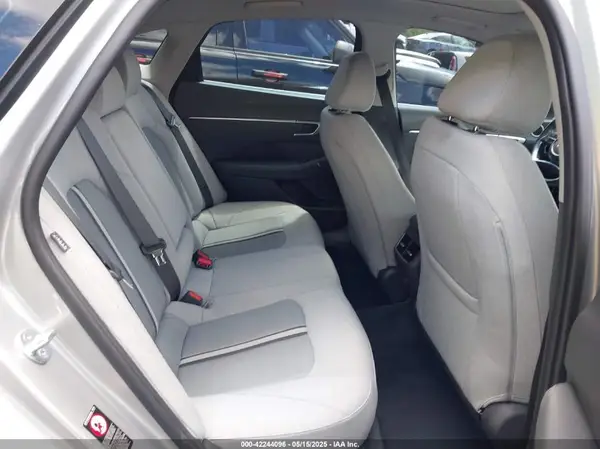 5NPEF4JA8MH125663 2021 HYUNDAI SONATA - Image 8