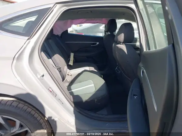 5NPEF4JA9LH009824 2020 HYUNDAI SONATA - Image 8
