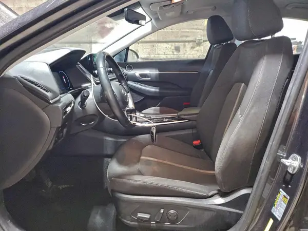 2020 HYUNDAI SONATA auction photo 7