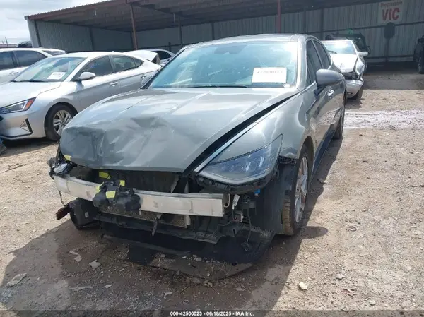 5NPEF4JA9MH086761 2021 HYUNDAI SONATA - Image 2