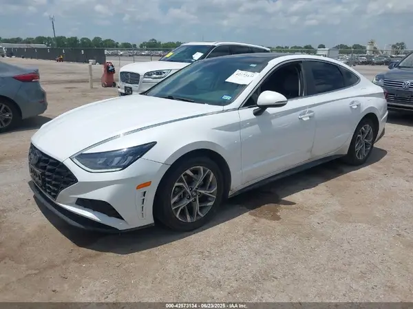 5NPEF4JA9MH108161 2021 HYUNDAI SONATA - Image 2