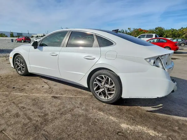 5NPEF4JAXMH103325 2021 HYUNDAI SONATA - Image 2