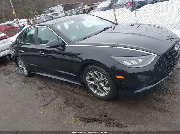 5NPEF4JAXMH104572 2021 HYUNDAI SONATA - Image 1