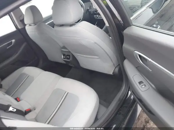 5NPEF4JAXMH104572 2021 HYUNDAI SONATA - Image 8