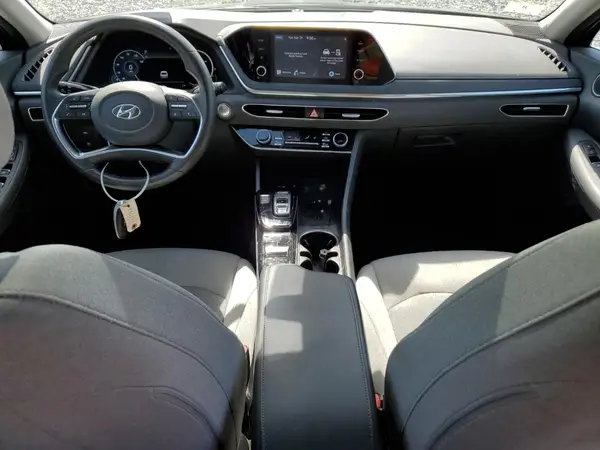 5NPEF4JAXMH121758 2021 HYUNDAI SONATA - Image 8
