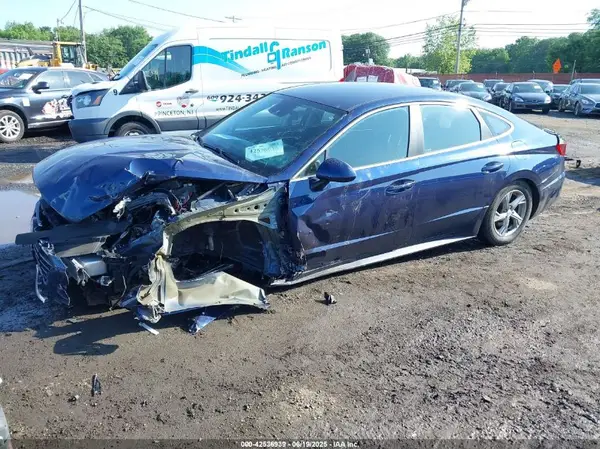 5NPEG4JA0MH073863 2021 HYUNDAI SONATA - Image 2