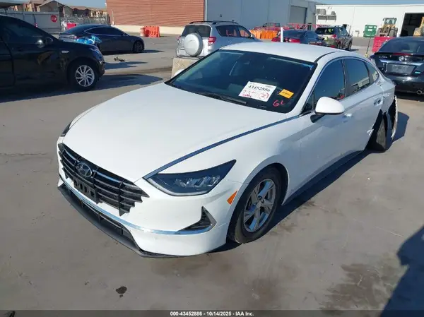 5NPEG4JA0NH143430 2022 HYUNDAI SONATA - Image 2