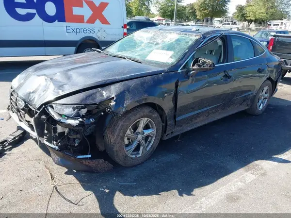 5NPEG4JA0NH143802 2022 HYUNDAI SONATA - Image 2