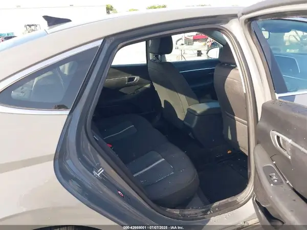 5NPEG4JA0NH145162 2022 HYUNDAI SONATA - Image 8