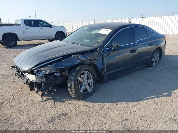 5NPEG4JA1LH055807 2020 HYUNDAI SONATA - Image 2