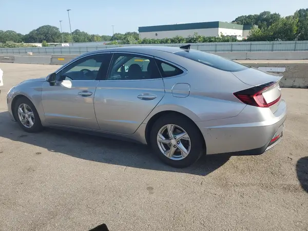 5NPEG4JA1MH066498 2021 HYUNDAI SONATA - Image 2