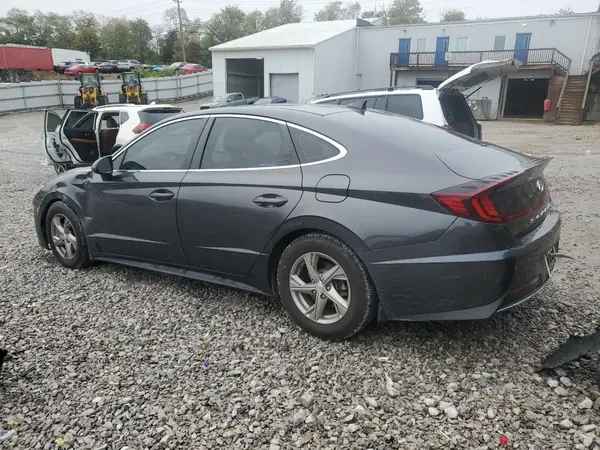 5NPEG4JA1MH104165 2021 HYUNDAI SONATA - Image 2