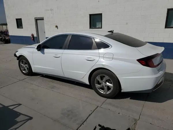 5NPEG4JA1MH113061 2021 HYUNDAI SONATA - Image 2