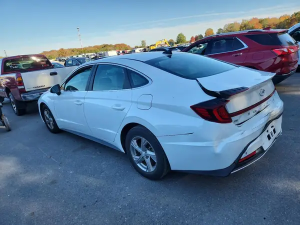 5NPEG4JA1MH120110 2021 HYUNDAI SONATA - Image 2