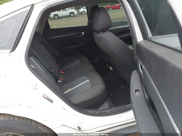 5NPEG4JA1MH124772 2021 HYUNDAI SONATA - Image 8