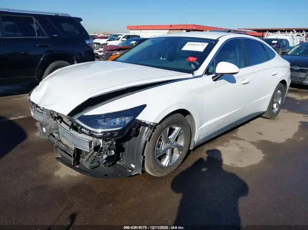 5NPEG4JA1NH133442 2022 HYUNDAI SONATA - Image 2