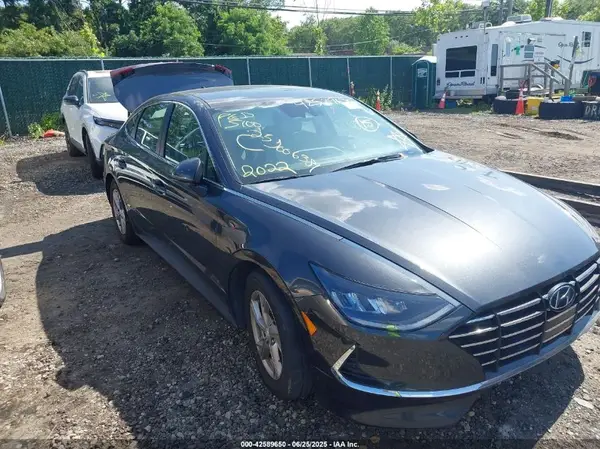 5NPEG4JA1NH133781 2022 HYUNDAI SONATA - Image 1