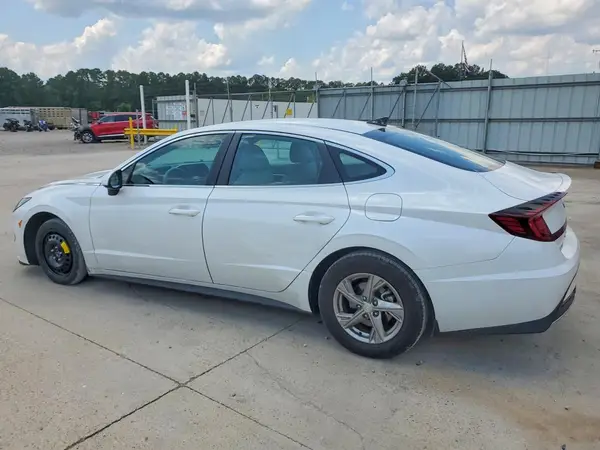 5NPEG4JA1NH135465 2022 HYUNDAI SONATA - Image 2