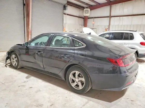 5NPEG4JA1NH144909 2022 HYUNDAI SONATA - Image 2