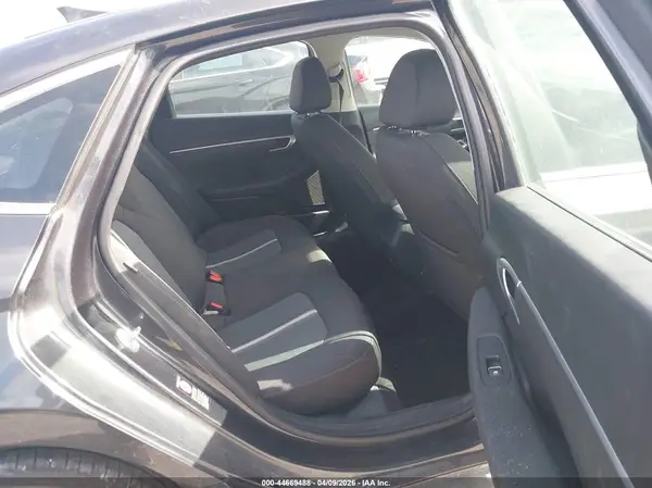 5NPEG4JA1NH145462 2022 HYUNDAI SONATA - Image 8