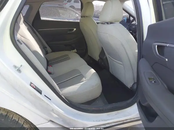 5NPEG4JA2LH029300 2020 HYUNDAI SONATA - Image 8