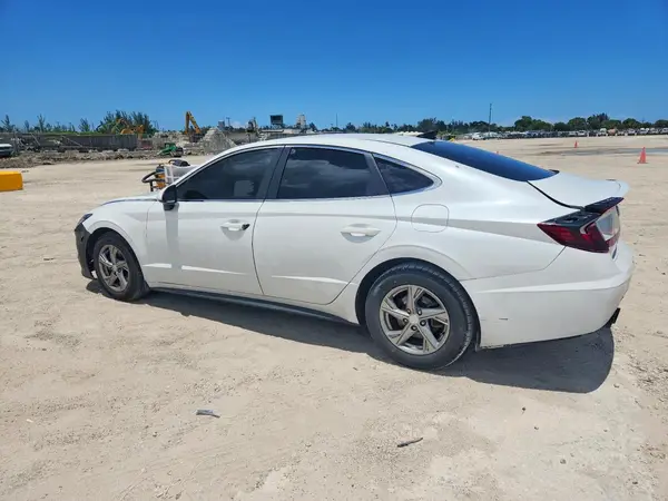 5NPEG4JA2LH056741 2020 HYUNDAI SONATA - Image 2