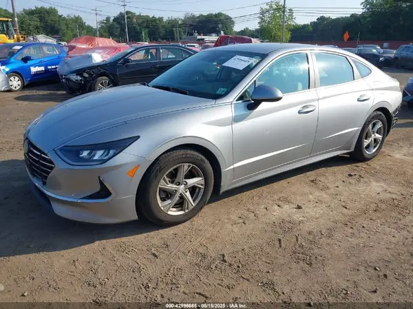 5NPEG4JA2MH089241 2021 HYUNDAI SONATA - Image 2