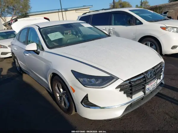 5NPEG4JA2MH102702 2021 HYUNDAI SONATA - Image 1