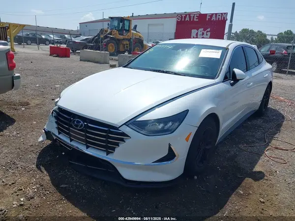 5NPEG4JA2MH103669 2021 HYUNDAI SONATA - Image 2