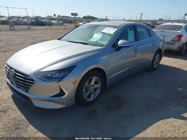 5NPEG4JA2MH123176 2021 HYUNDAI SONATA - Image 2