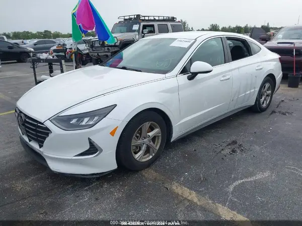 5NPEG4JA2NH133918 2022 HYUNDAI SONATA - Image 2