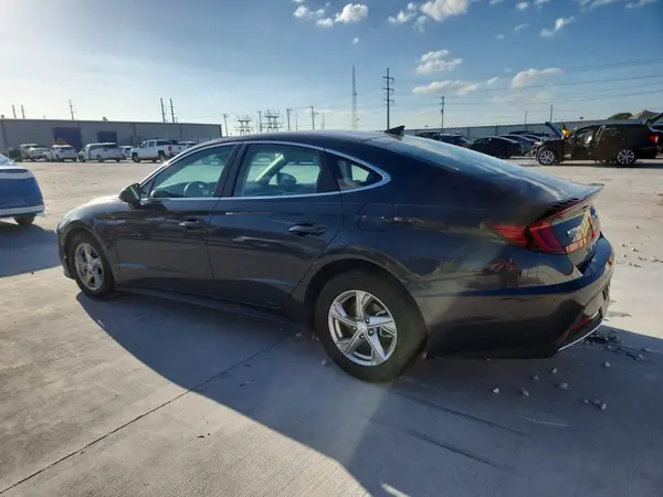 5NPEG4JA2NH135118 2022 HYUNDAI SONATA - Image 2