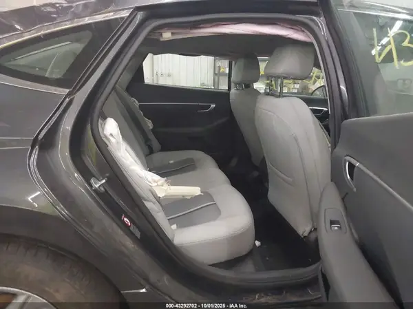 5NPEG4JA2NH143803 2022 HYUNDAI SONATA - Image 8