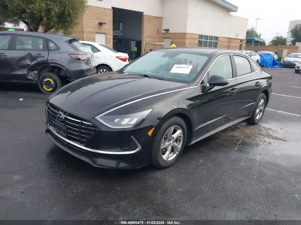 5NPEG4JA3LH047613 2020 HYUNDAI SONATA - Image 2