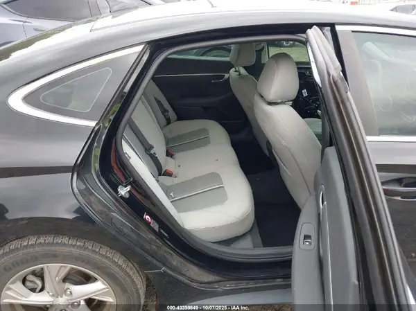 5NPEG4JA3MH064817 2021 HYUNDAI SONATA - Image 8