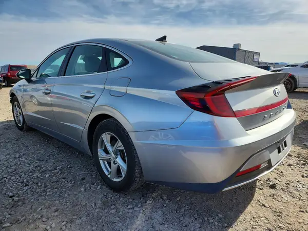 5NPEG4JA3MH071556 2021 HYUNDAI SONATA - Image 2