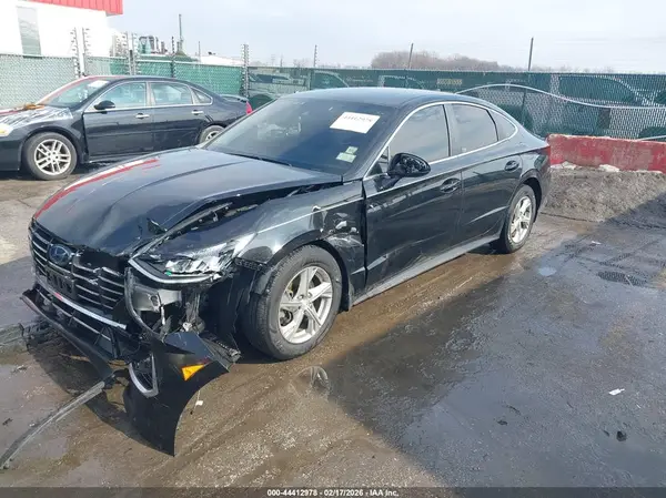 5NPEG4JA3MH074800 2021 HYUNDAI SONATA - Image 2
