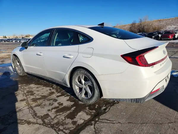 5NPEG4JA3MH078345 2021 HYUNDAI SONATA - Image 2
