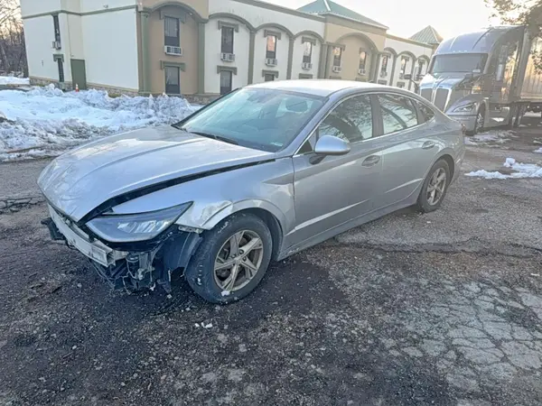 5NPEG4JA3MH109948 2021 HYUNDAI SONATA - Image 2