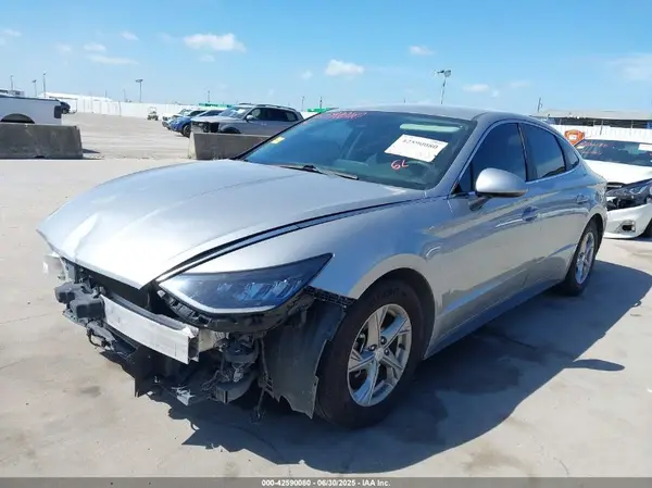 5NPEG4JA3MH112283 2021 HYUNDAI SONATA - Image 2