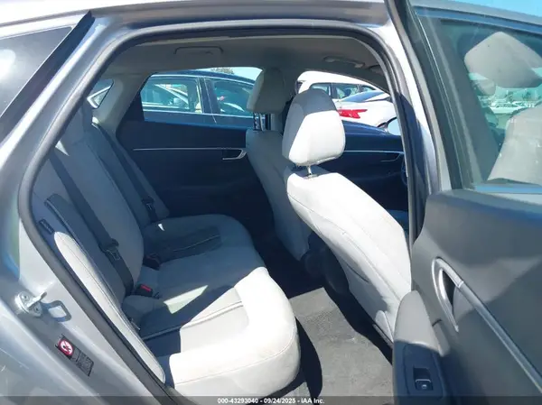 5NPEG4JA3MH128600 2021 HYUNDAI SONATA - Image 8