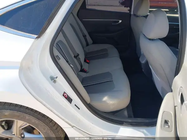 5NPEG4JA4LH022879 2020 HYUNDAI SONATA - Image 8