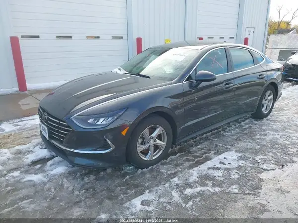 5NPEG4JA4MH120683 2021 HYUNDAI SONATA - Image 2