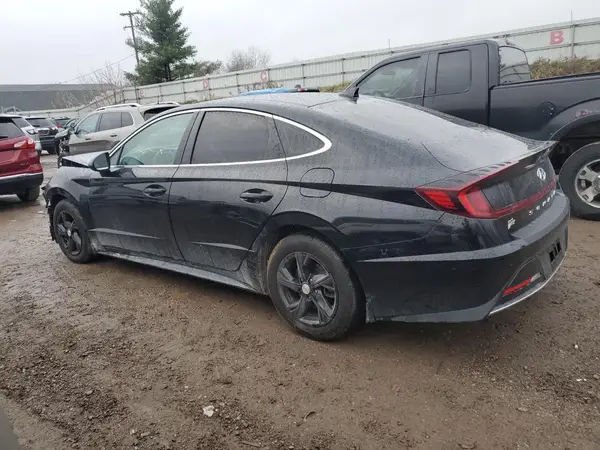 5NPEG4JA4NH135153 2022 HYUNDAI SONATA - Image 2