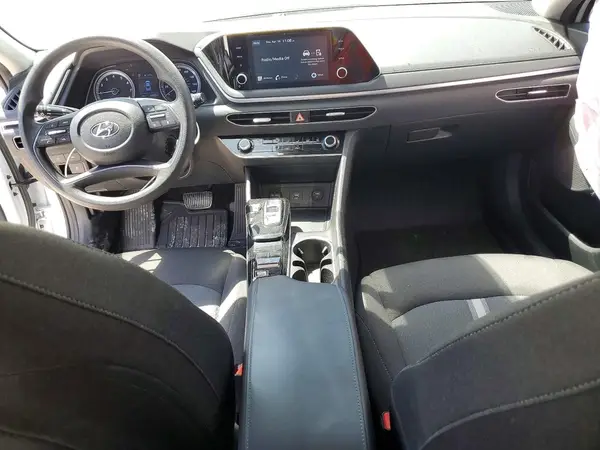 5NPEG4JA4NH135329 2022 HYUNDAI SONATA - Image 8