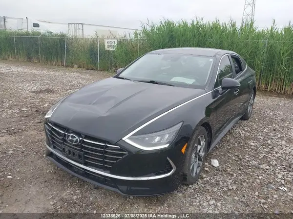 5NPEG4JA4NH146072 2022 HYUNDAI SONATA - Image 2