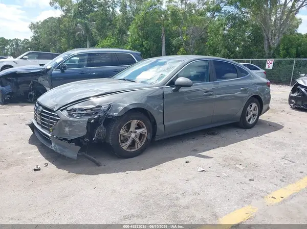 5NPEG4JA4NH147075 2022 HYUNDAI SONATA - Image 2