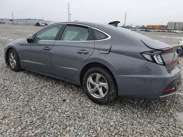 5NPEG4JA5MH067797 2021 HYUNDAI SONATA - Image 2