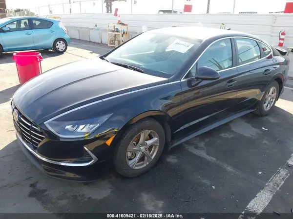 5NPEG4JA5MH076175 2021 HYUNDAI SONATA - Image 2